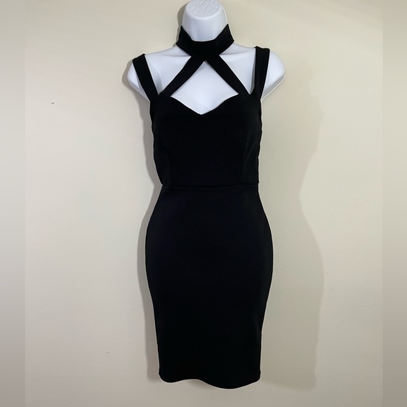 Pink Boutique Dresses & Skirts - Pink Boutique sz 6 body con dress in black stretchy fabric strapped top